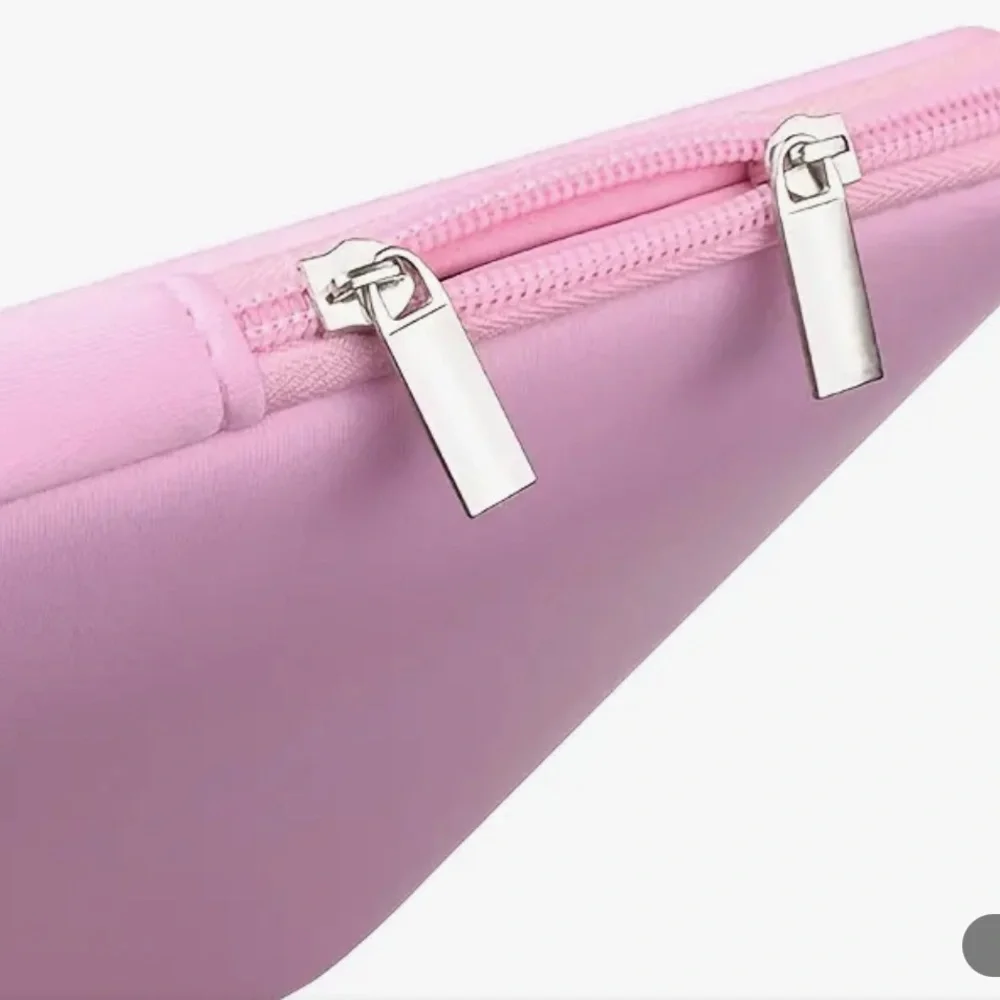 NWT 🩷Laptop Liner Bag Simple Business Double Zipper Computer Bag (max 15 Inch)